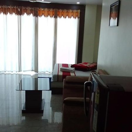 Hotel Rajmahal Tarapith Esterno foto