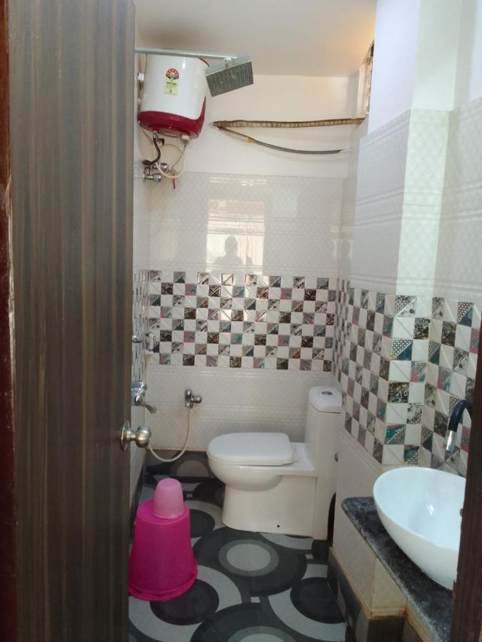 Hotel Rajmahal Tarapith Esterno foto
